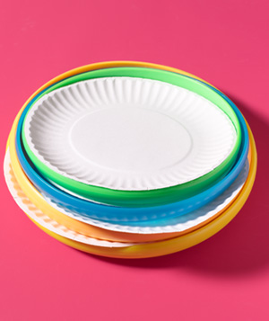 use frisbees to reinforce disposable plates